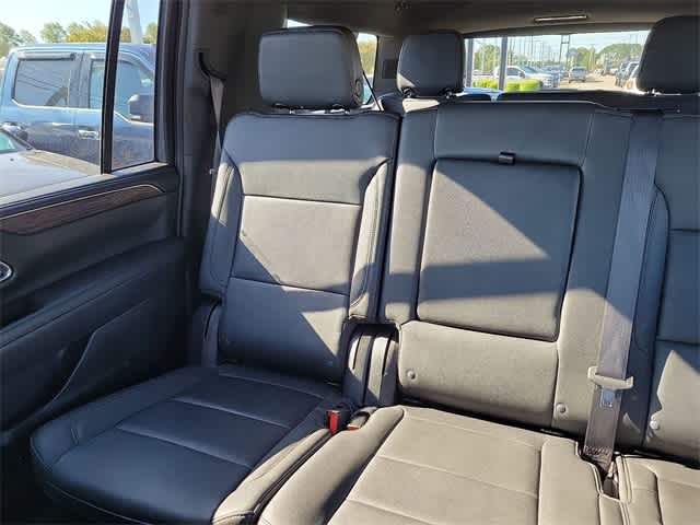 Thumbnail: 2023 Chevrolet Suburban - 12