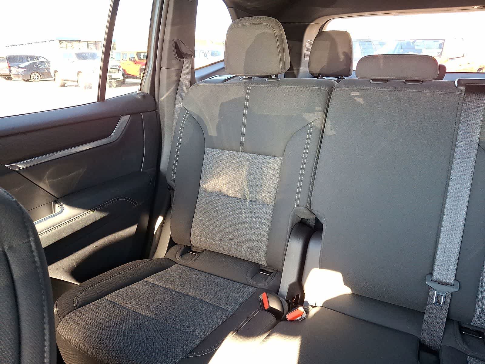 Thumbnail: 2025 GMC Acadia - 13