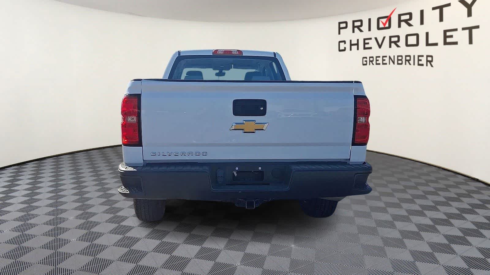 Thumbnail: 2018 Chevrolet Silverado 1500 - 7