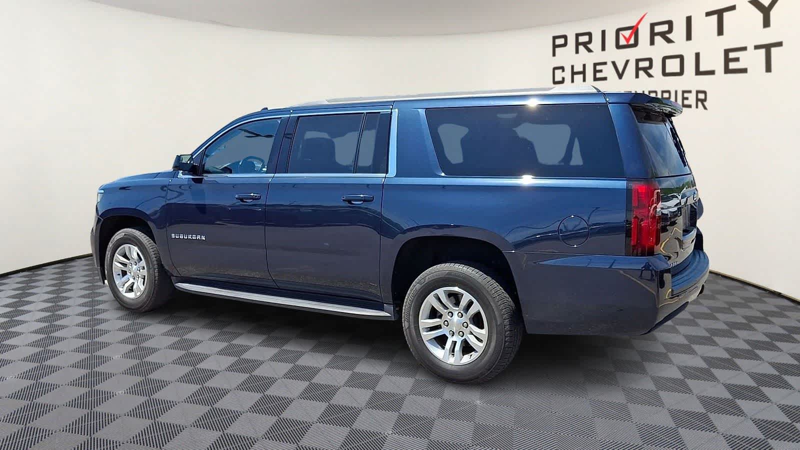 Thumbnail: 2020 Chevrolet Suburban - 6