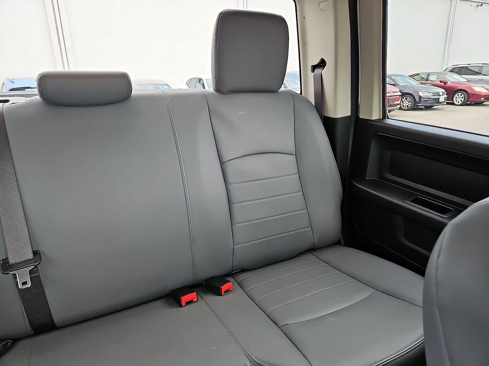 Thumbnail: 2019 RAM 1500 Classic - 15