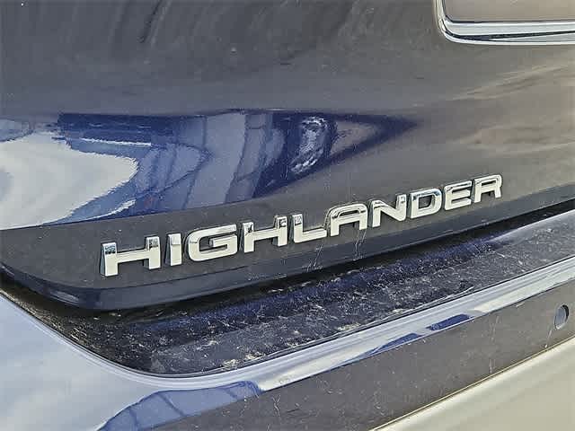 Thumbnail: 2020 Toyota Highlander - 10