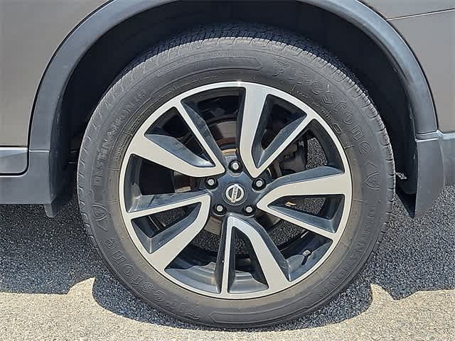 Thumbnail: 2019 Nissan Rogue - 4
