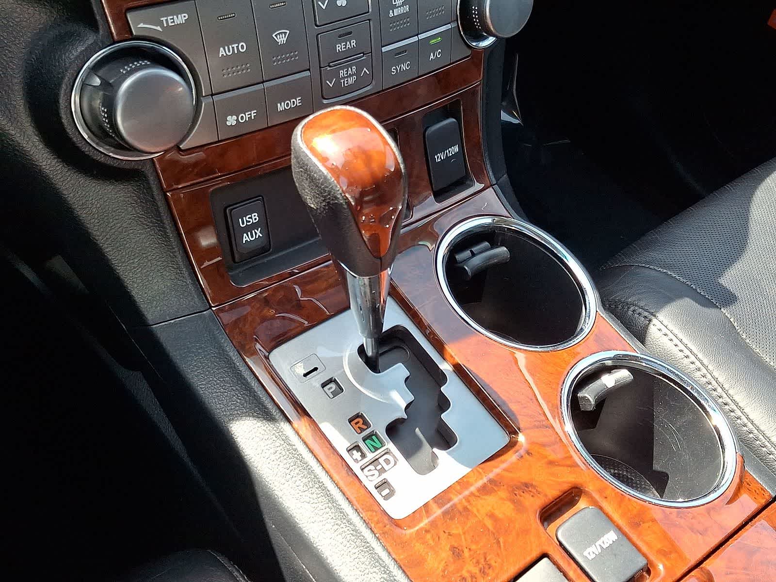 Thumbnail: 2012 Toyota Highlander - 22