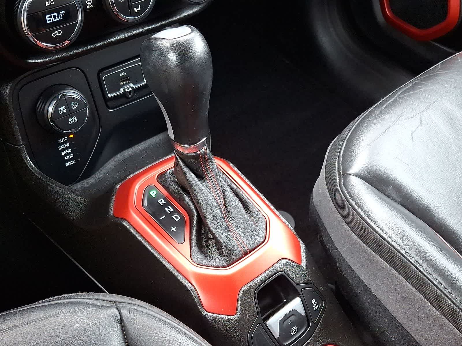 Thumbnail: 2016 Jeep Renegade - 22