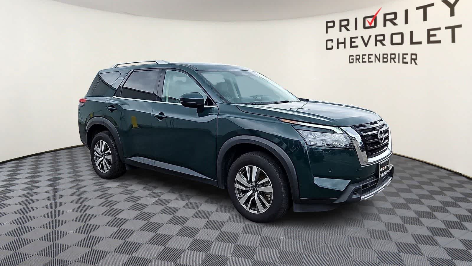 Certified Used 2025 Nissan Pathfinder SUV SL Obsidian Green Pearl