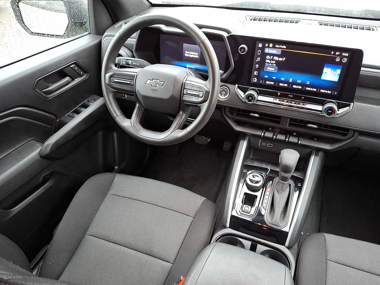 Thumbnail: 2024 Chevrolet Colorado - 10