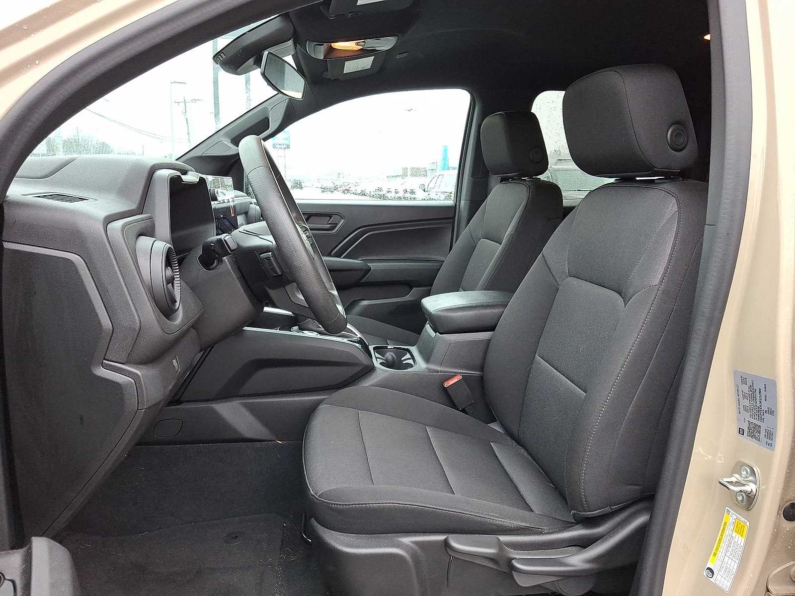 Thumbnail: 2024 Chevrolet Colorado - 24