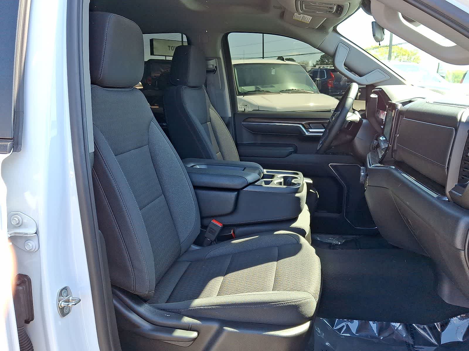 Thumbnail: 2024 Chevrolet Silverado 1500 - 33