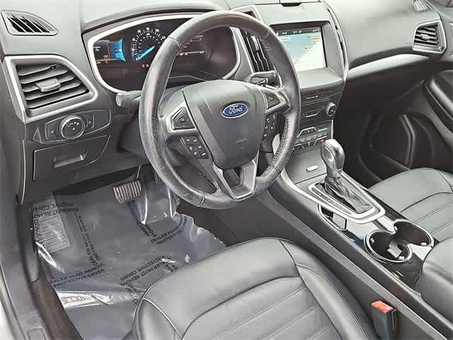 Thumbnail: 2017 Ford Edge - 16