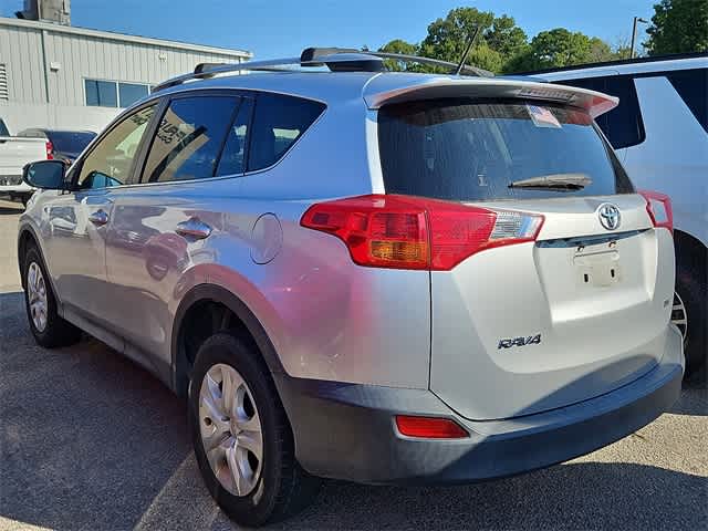 Thumbnail: 2015 Toyota RAV4 - 6