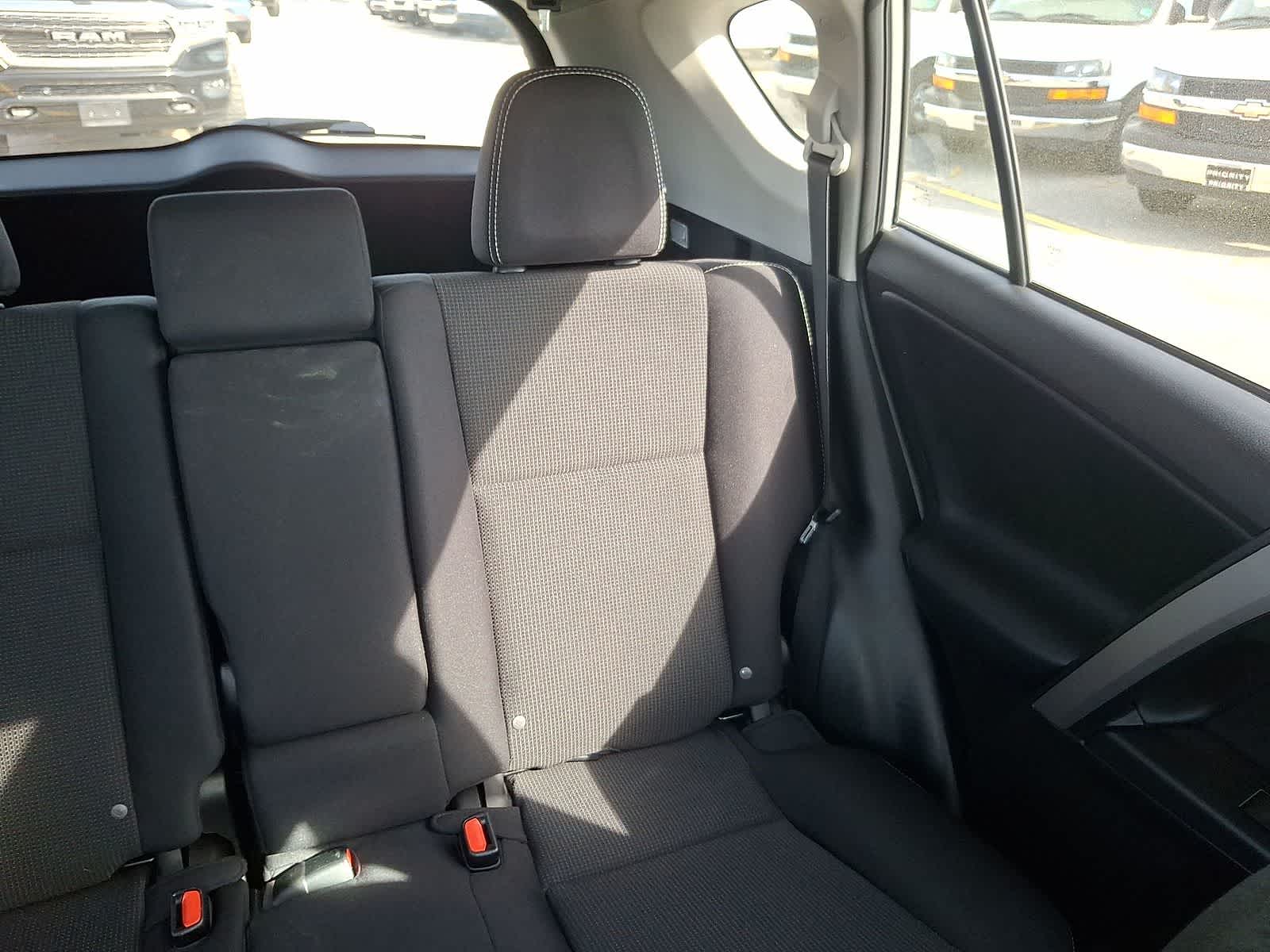 Thumbnail: 2017 Toyota RAV4 - 14