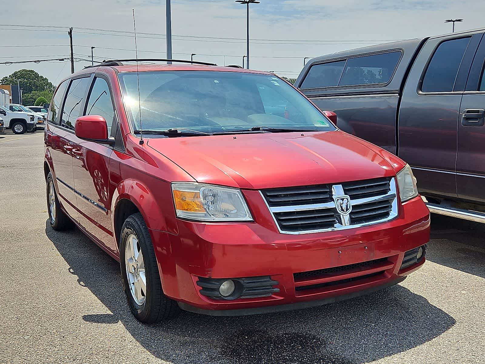 Used 2008 Dodge Grand Caravan SXT with VIN 2D8HN54P38R817961 for sale in Medford, OR
