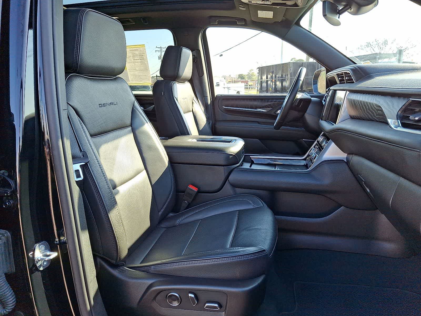 Thumbnail: 2024 GMC Yukon XL - 34