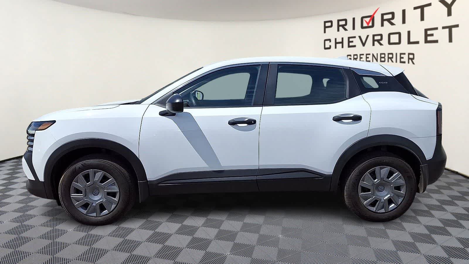 Thumbnail: 2025 Nissan Kicks - 5