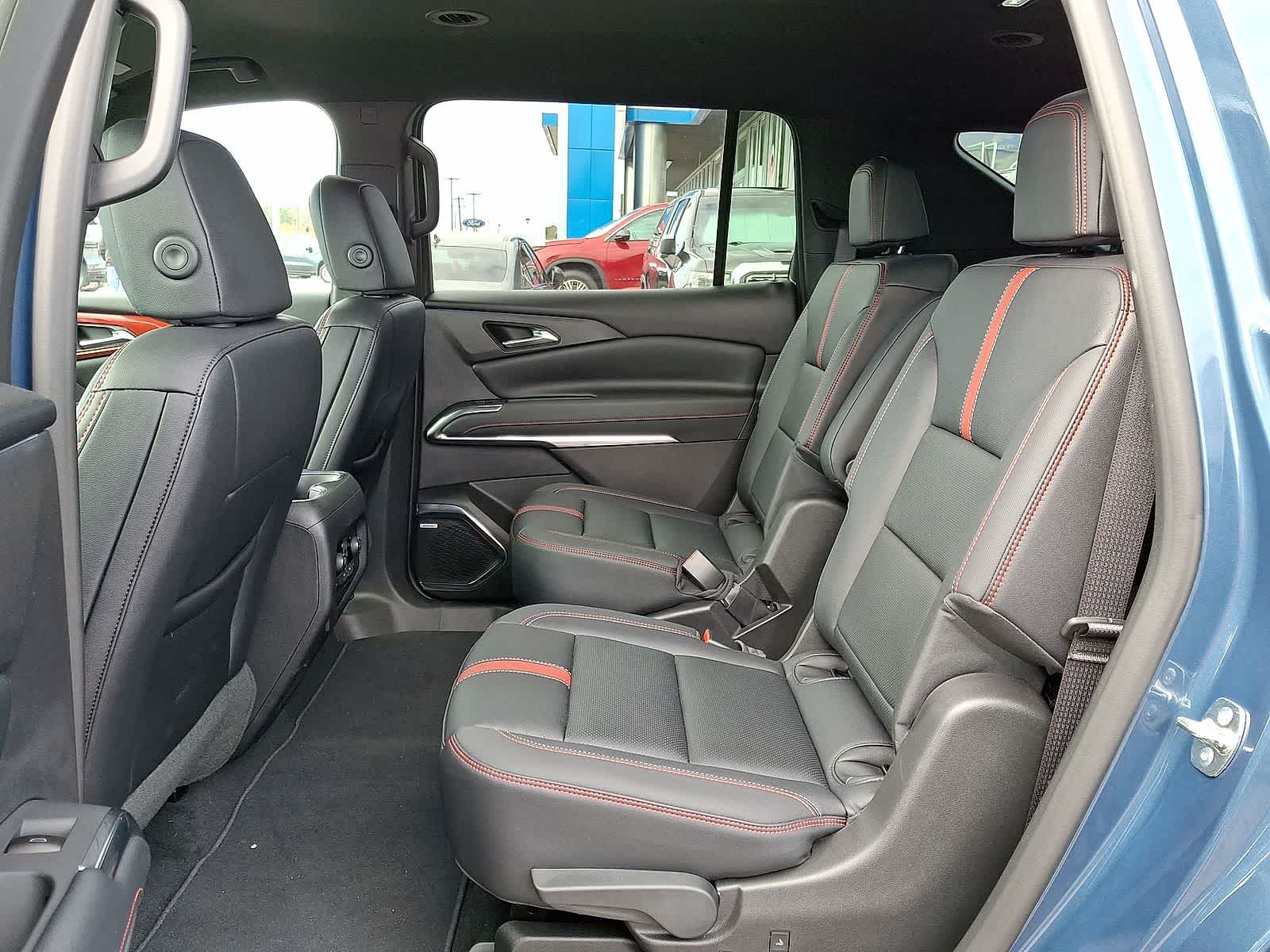 Thumbnail: 2026 Chevrolet Traverse - 31