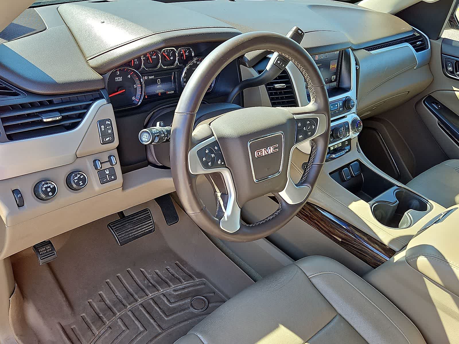 Thumbnail: 2015 GMC Yukon XL - 16