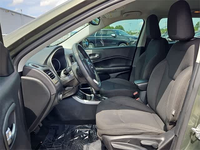 Thumbnail: 2018 Jeep Compass - 25