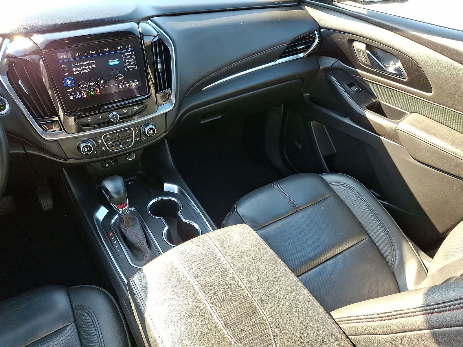 Thumbnail: 2023 Chevrolet Traverse - 12