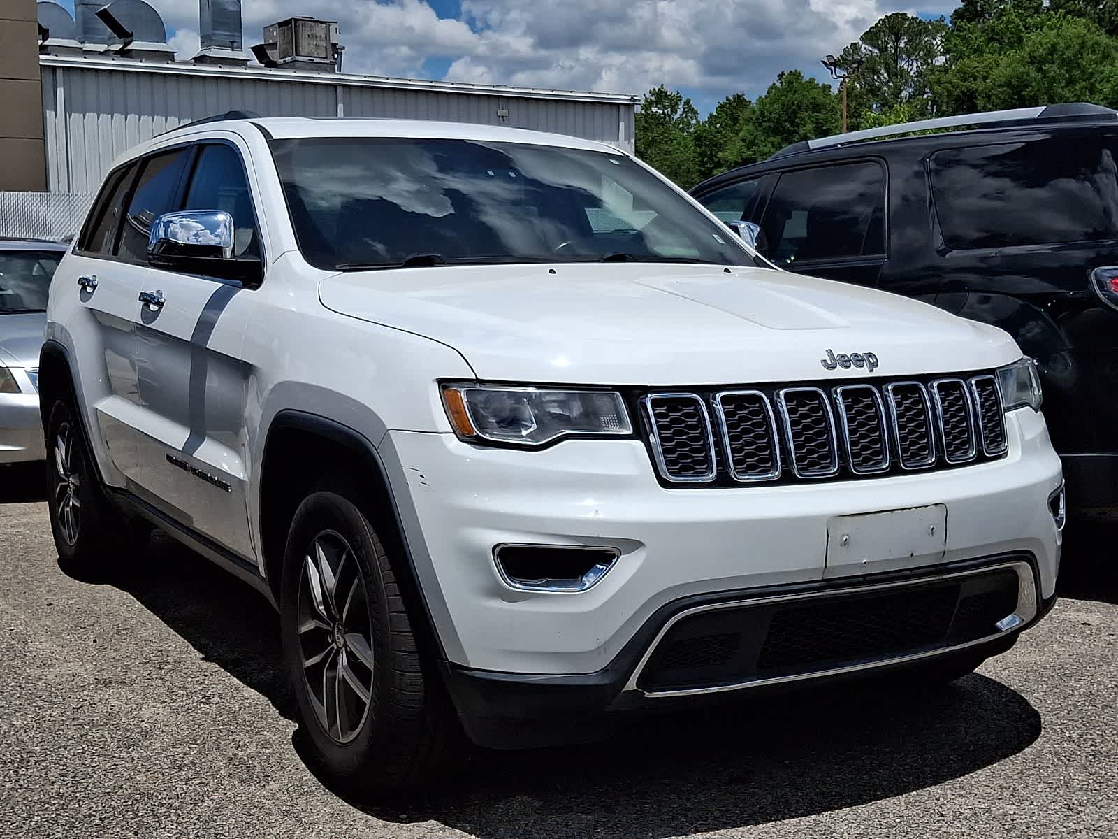 Thumbnail: 2018 Jeep Grand Cherokee - 2