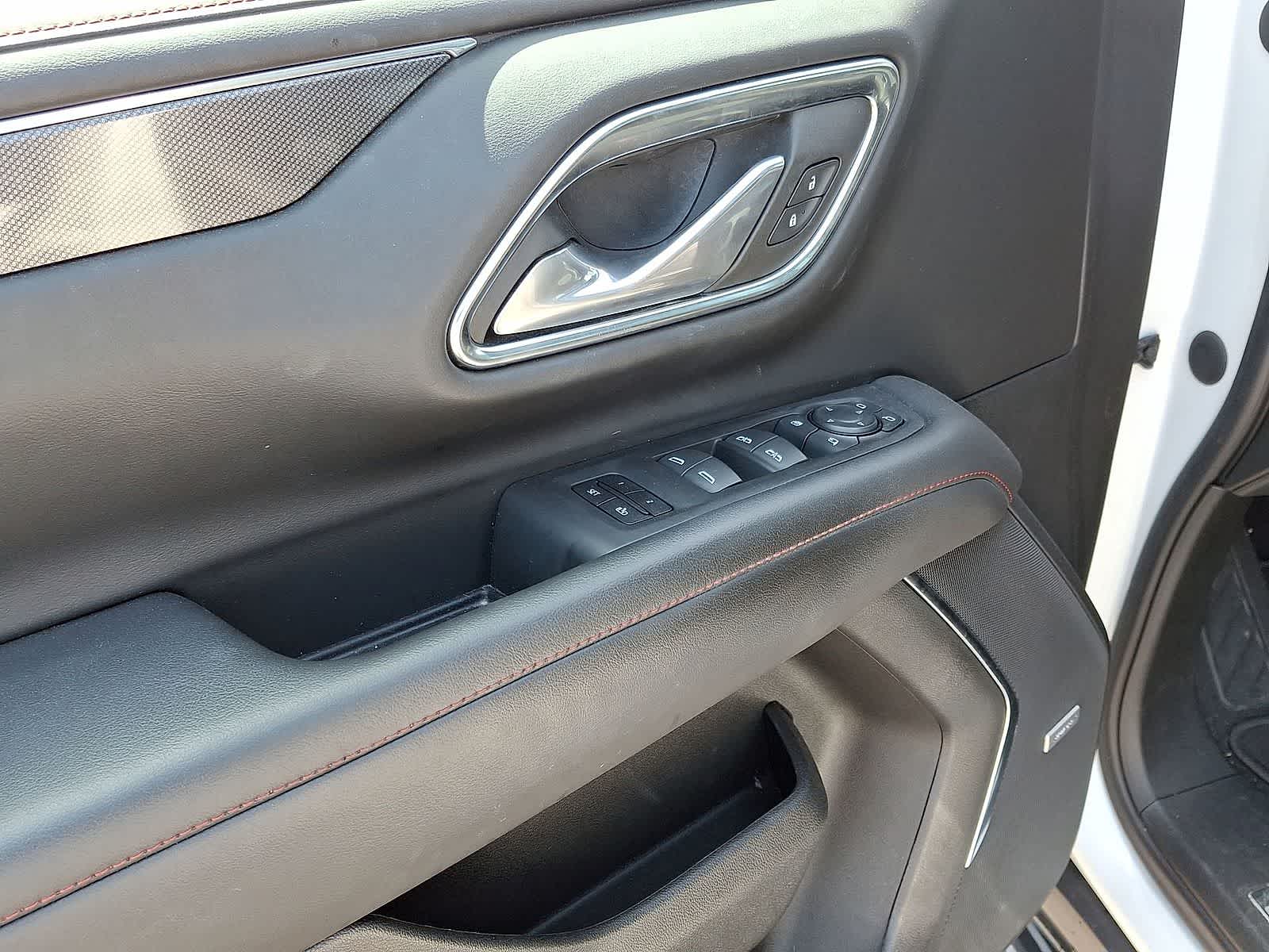 Thumbnail: 2023 Chevrolet Tahoe - 30