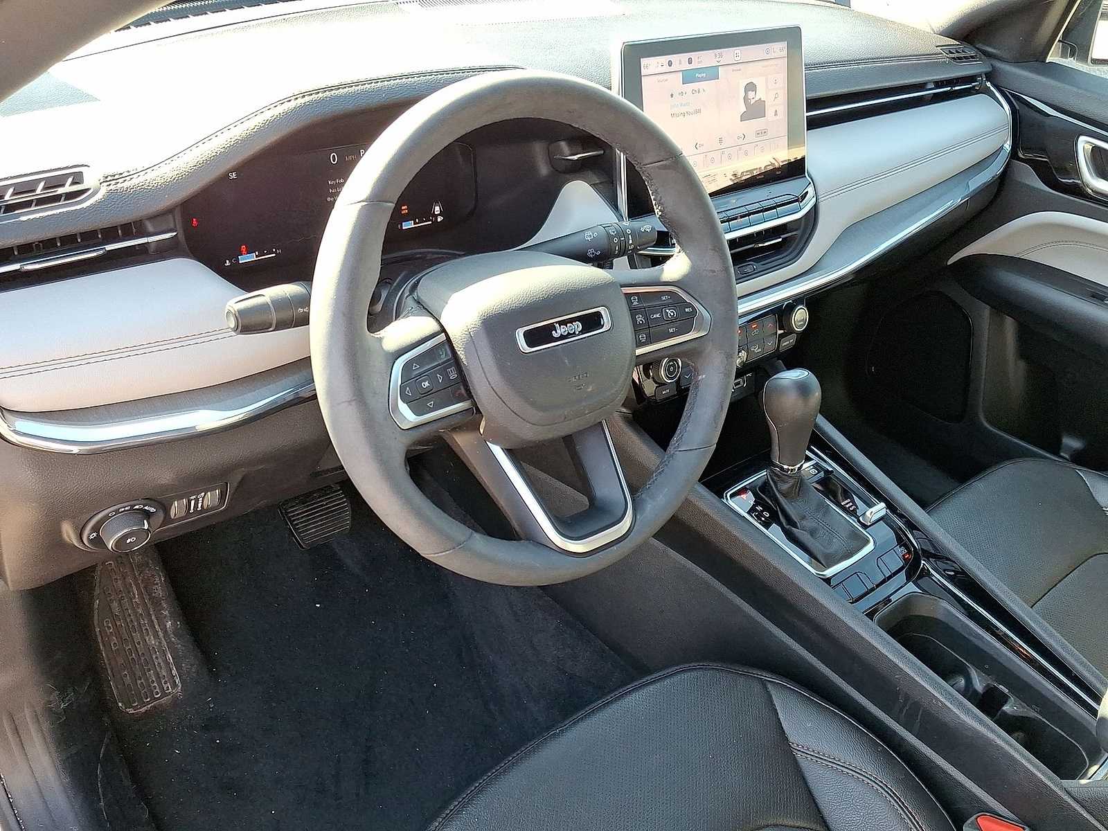 Thumbnail: 2024 Jeep Compass - 16