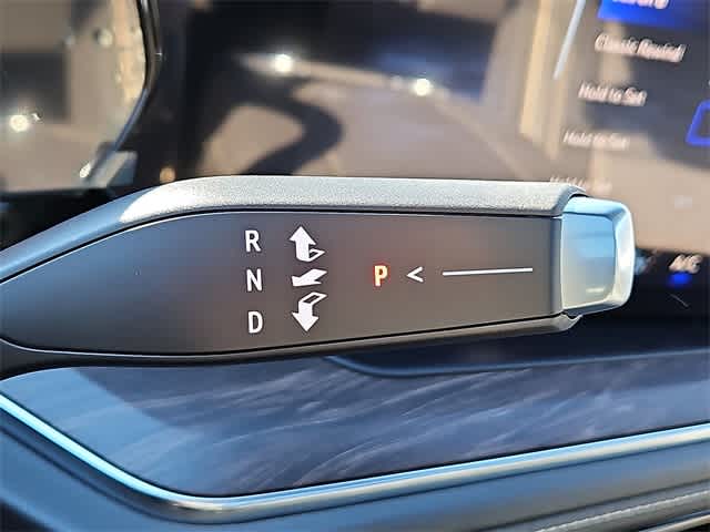 Thumbnail: 2026 Chevrolet Suburban - 13