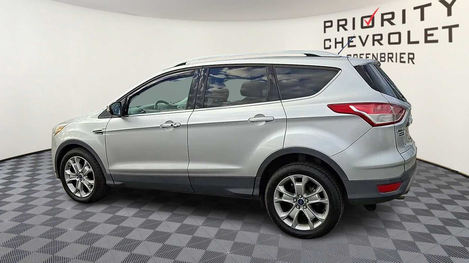 Thumbnail: 2015 Ford Escape - 6
