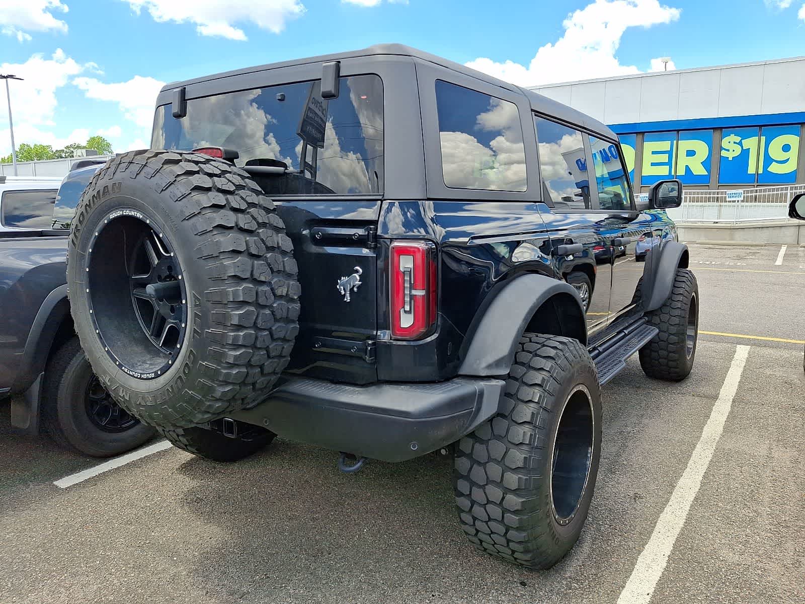 Thumbnail: 2023 Ford Bronco - 3