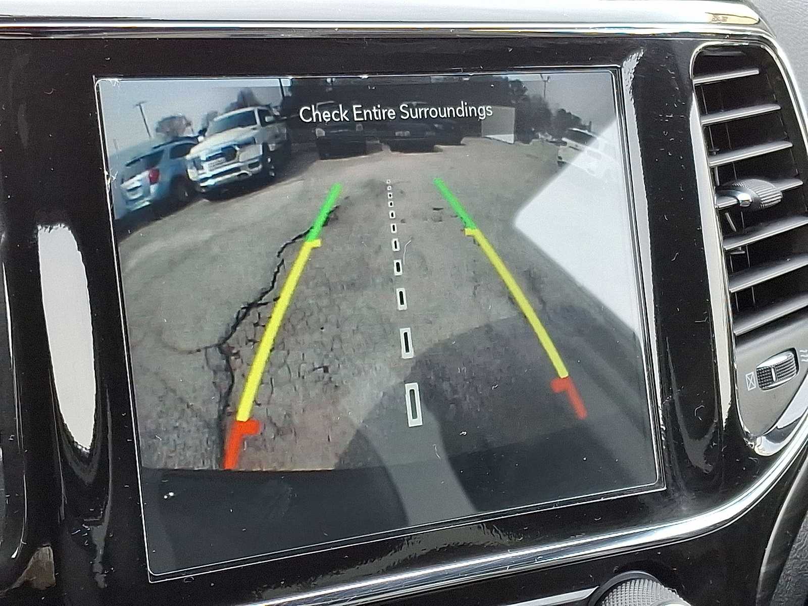 Thumbnail: 2022 Jeep Grand Cherokee - 21