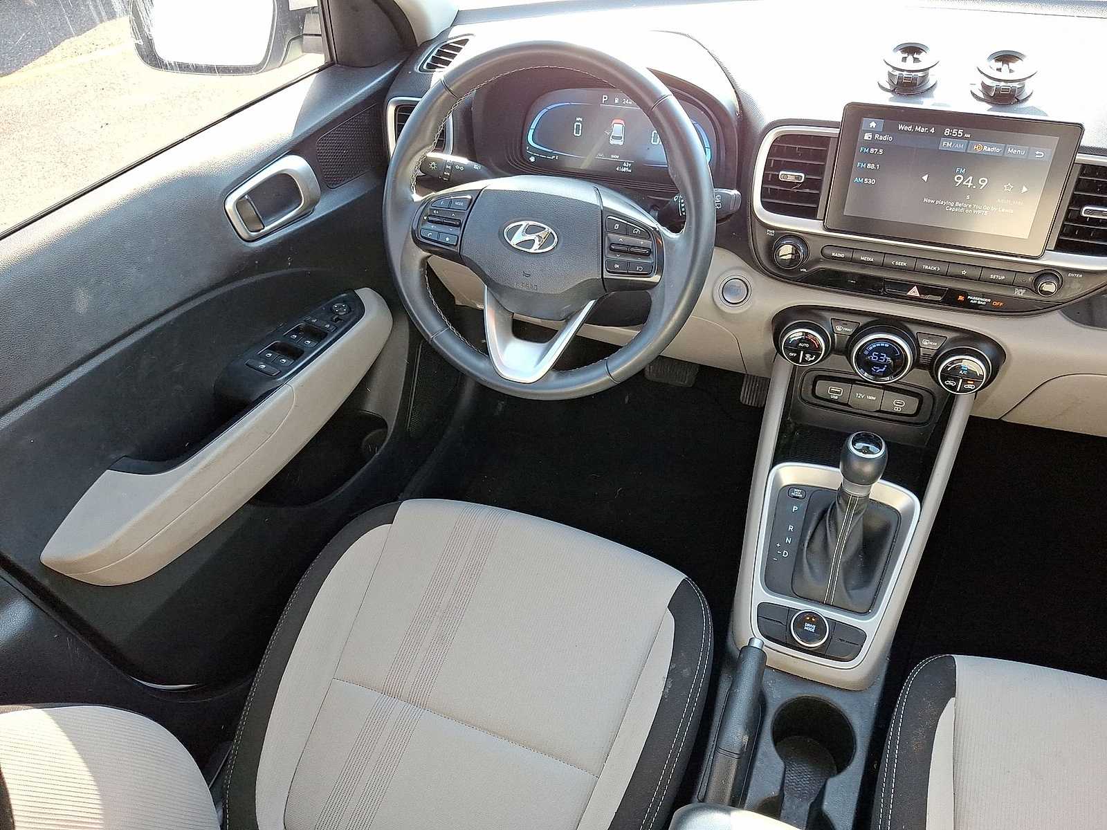 Thumbnail: 2024 Hyundai Venue - 10