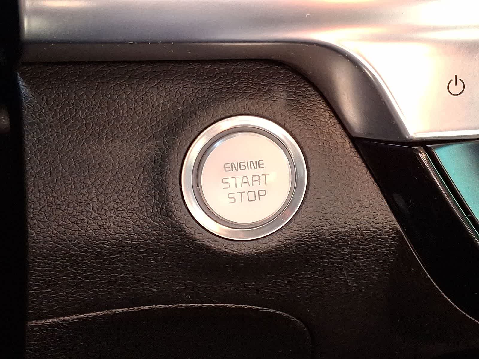 Thumbnail: 2022 Kia Telluride - 23