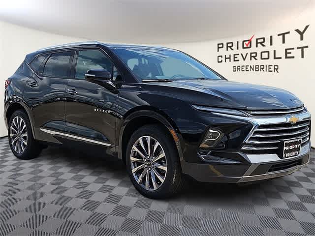 Thumbnail: 2025 Chevrolet Blazer - 3