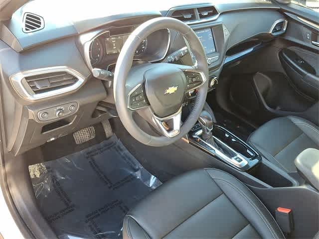 Thumbnail: 2023 Chevrolet TrailBlazer - 16