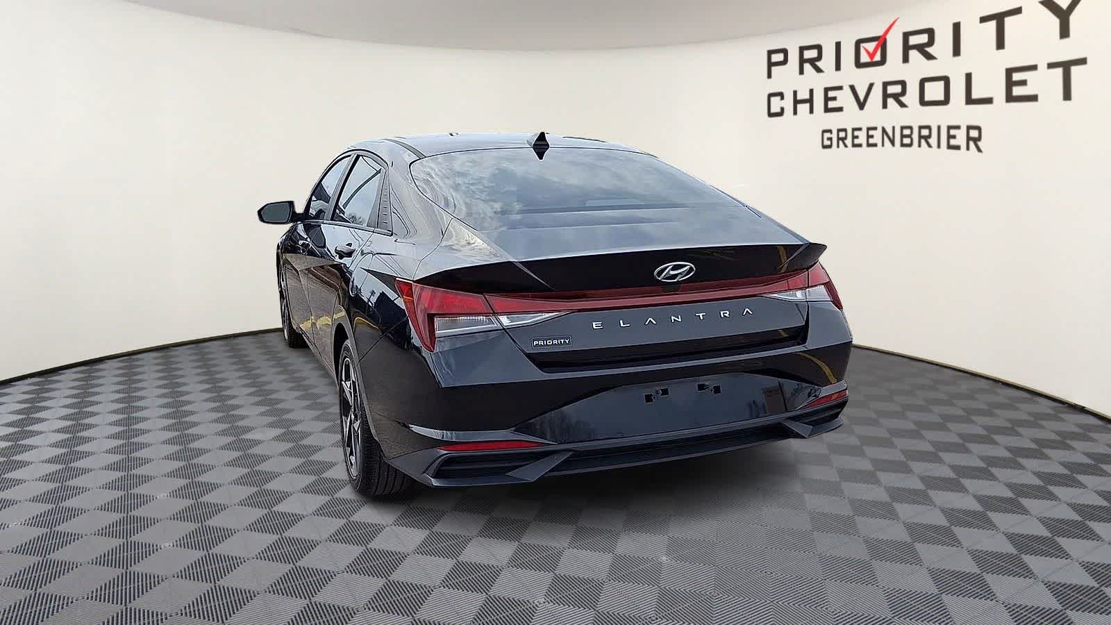 Thumbnail: 2023 Hyundai Elantra - 7