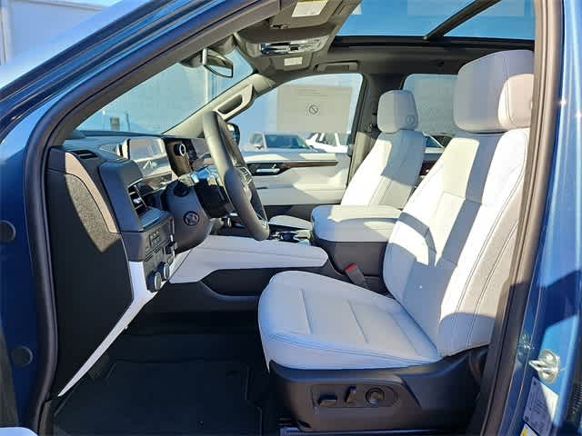 Thumbnail: 2026 Chevrolet Suburban - 12