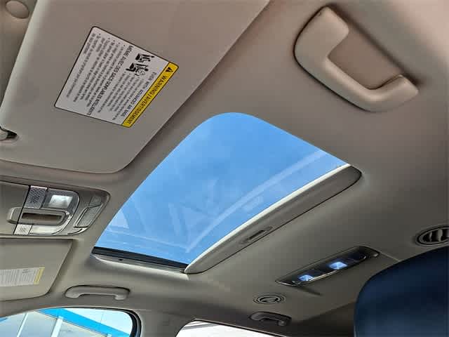 Thumbnail: 2022 Kia Telluride - 25