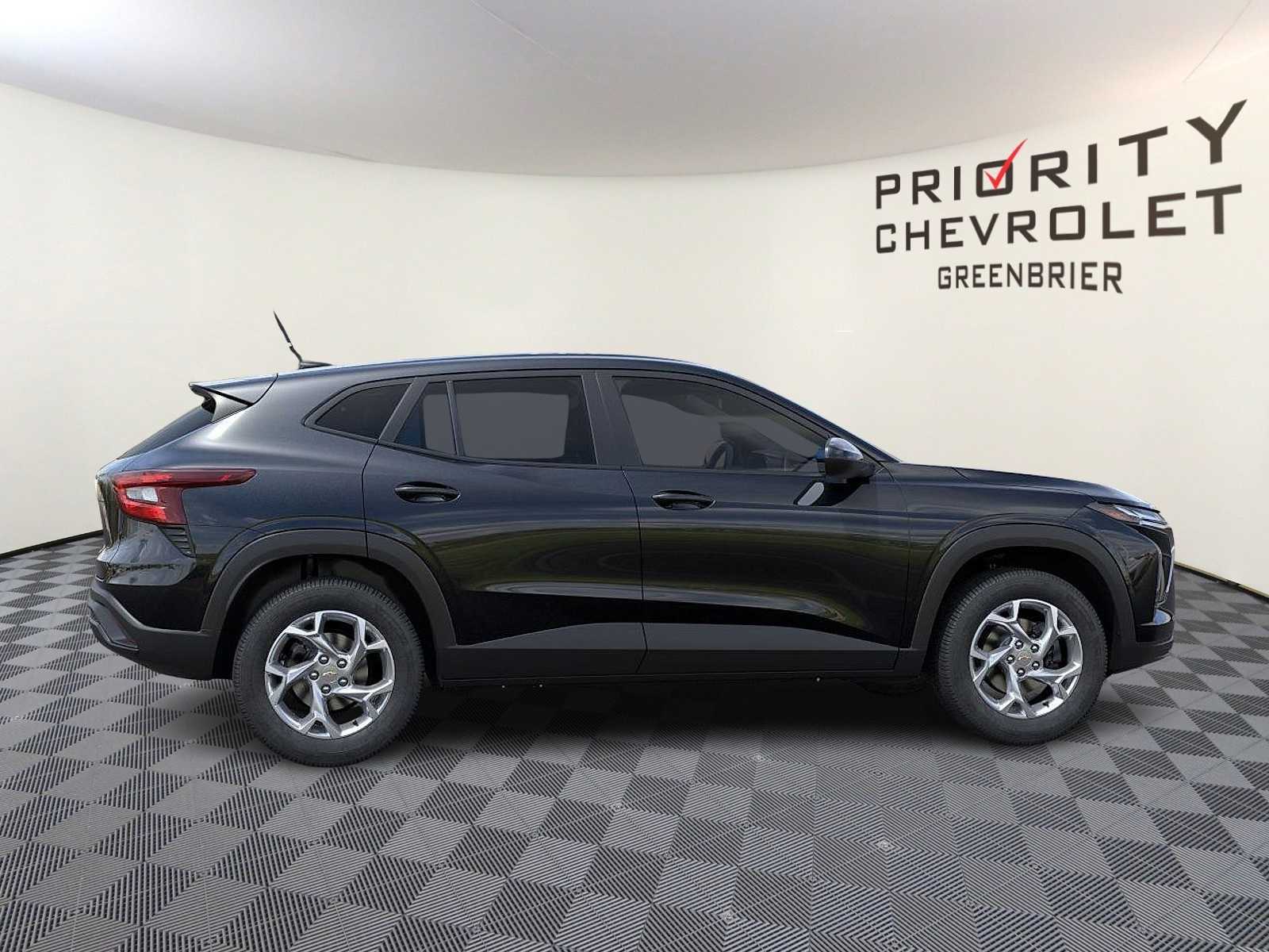 Thumbnail: 2026 Chevrolet Trax - 5