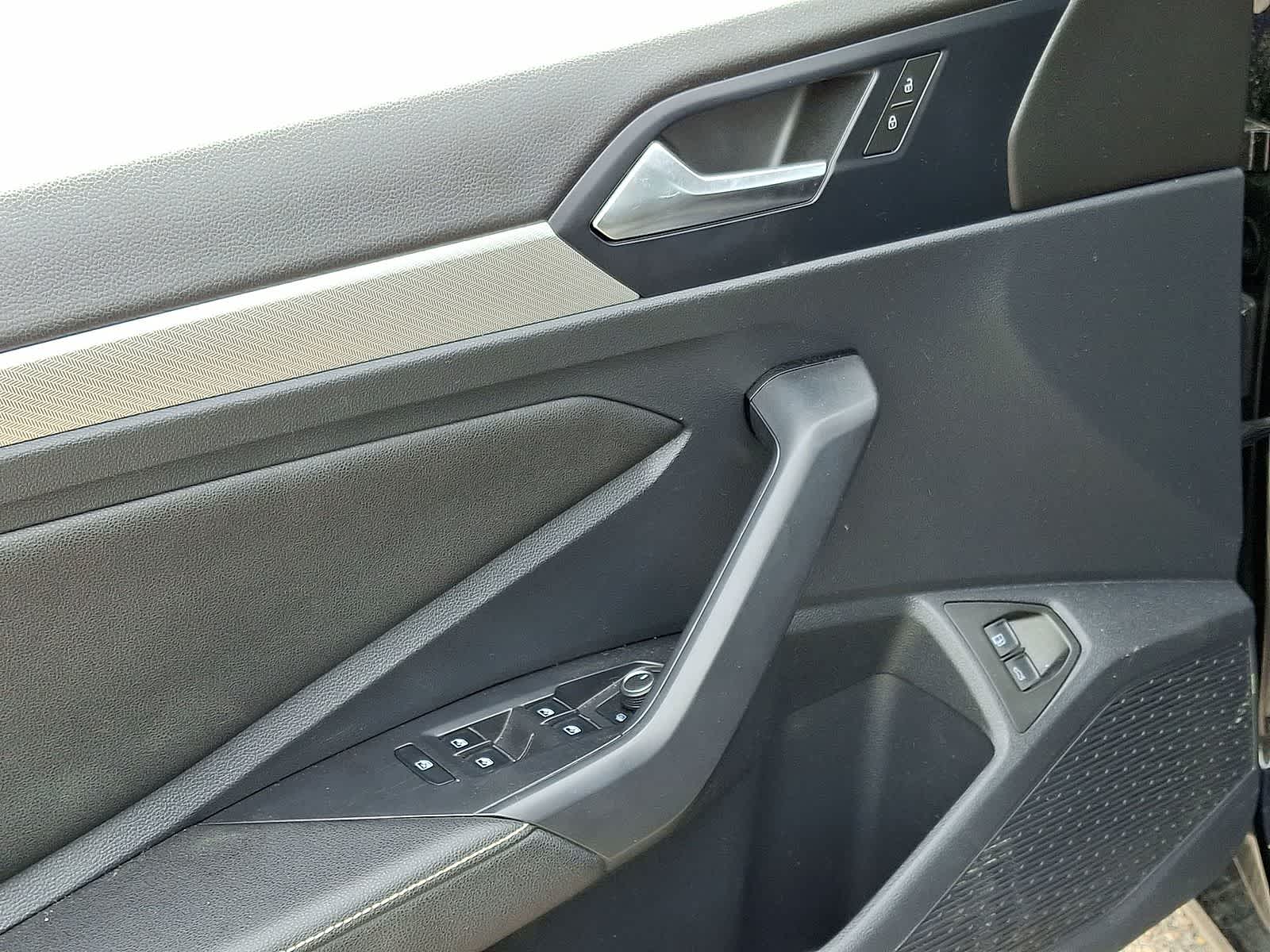 Thumbnail: 2024 Volkswagen Jetta - 26