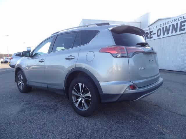 Thumbnail: 2017 Toyota RAV4 - 4