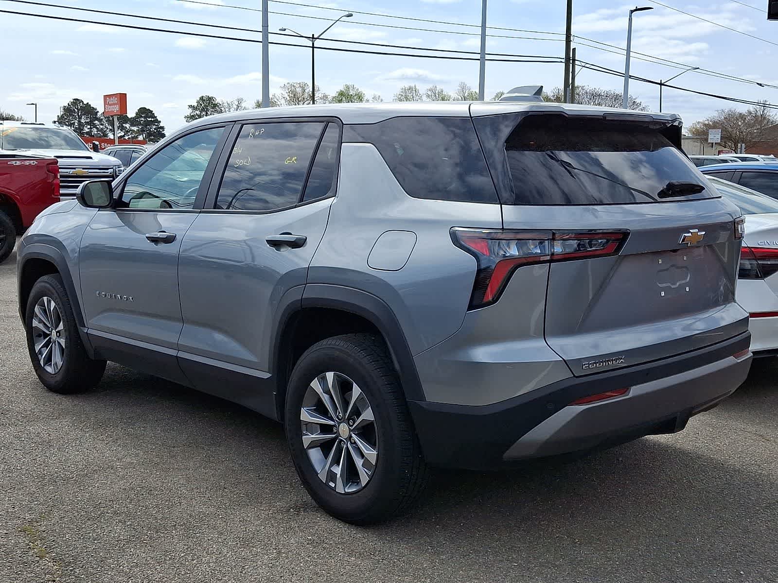 Thumbnail: 2025 Chevrolet Equinox - 4