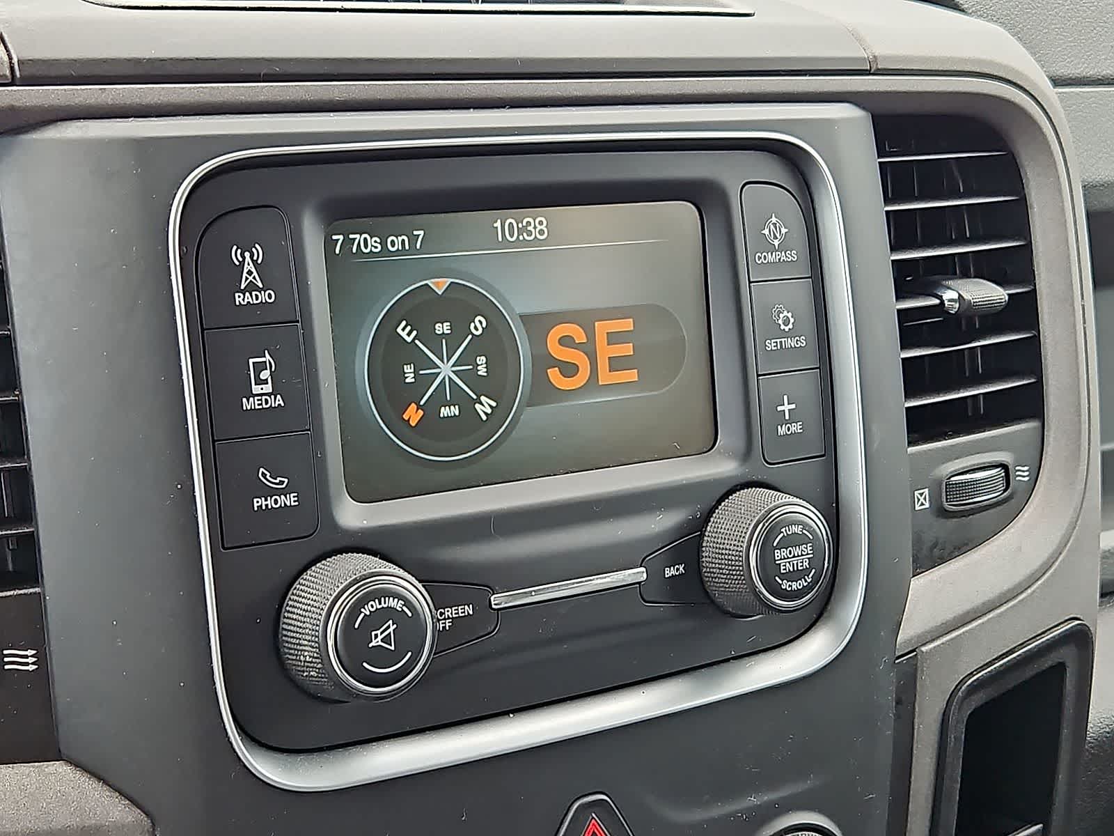 Thumbnail: 2019 RAM 1500 Classic - 20
