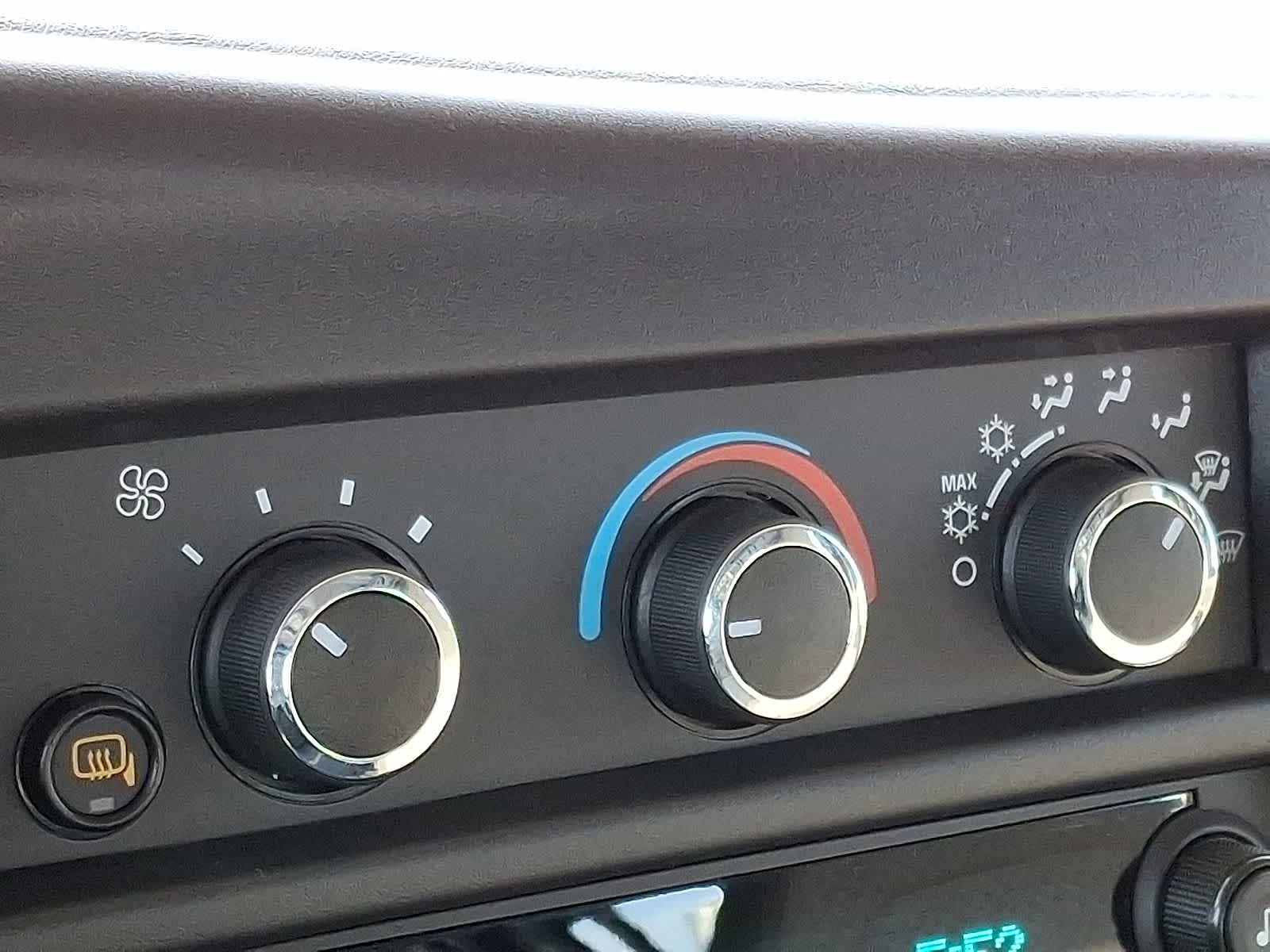 Thumbnail: 2025 Chevrolet Express - 10