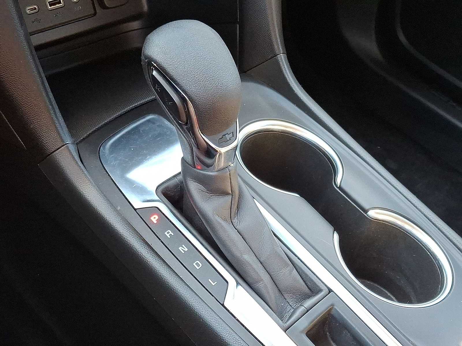 Thumbnail: 2023 Chevrolet Equinox - 21