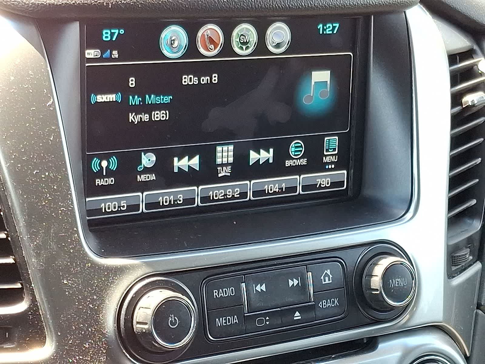 Thumbnail: 2020 Chevrolet Suburban - 19