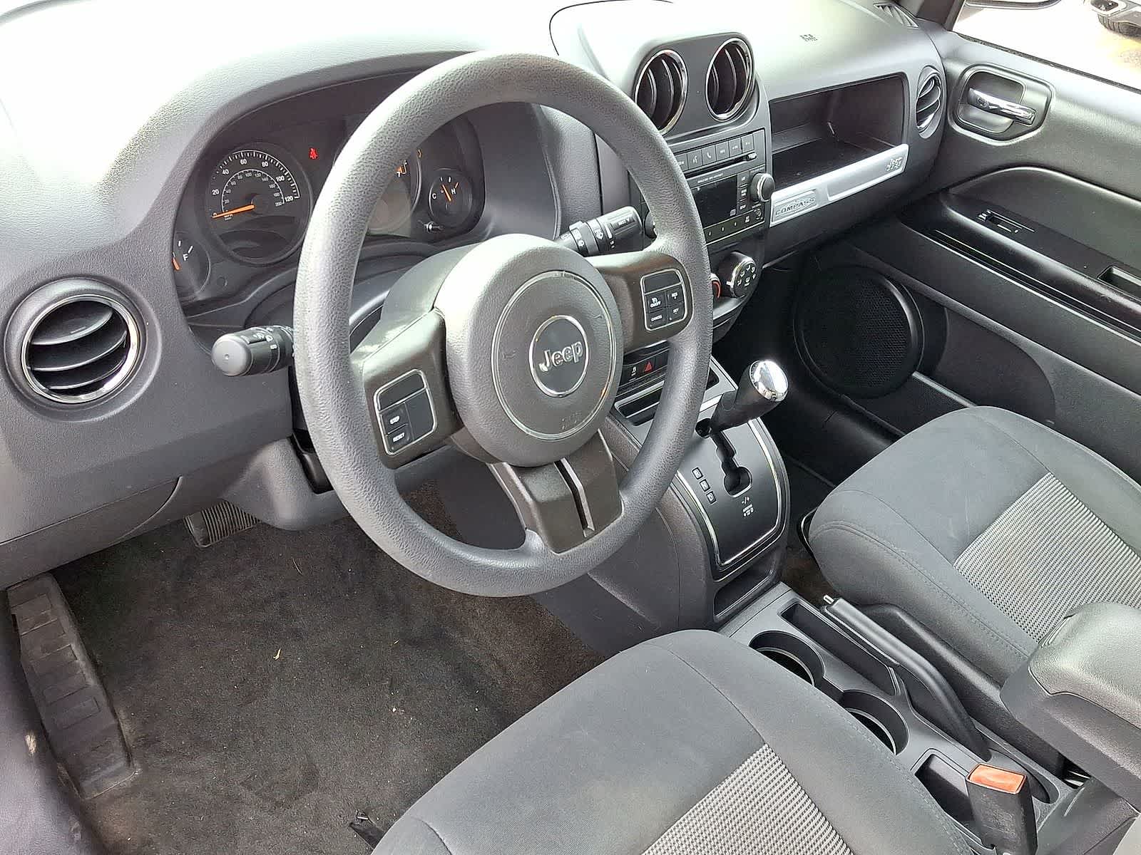 Thumbnail: 2016 Jeep Compass - 16