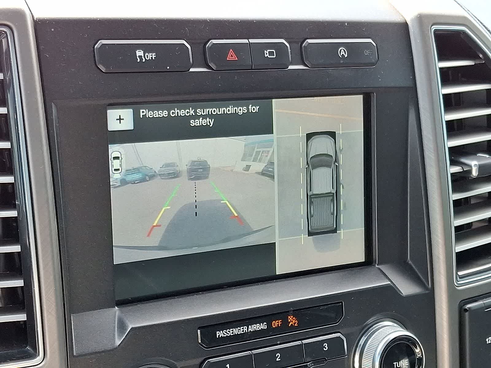 Thumbnail: 2018 Ford F-150 - 21