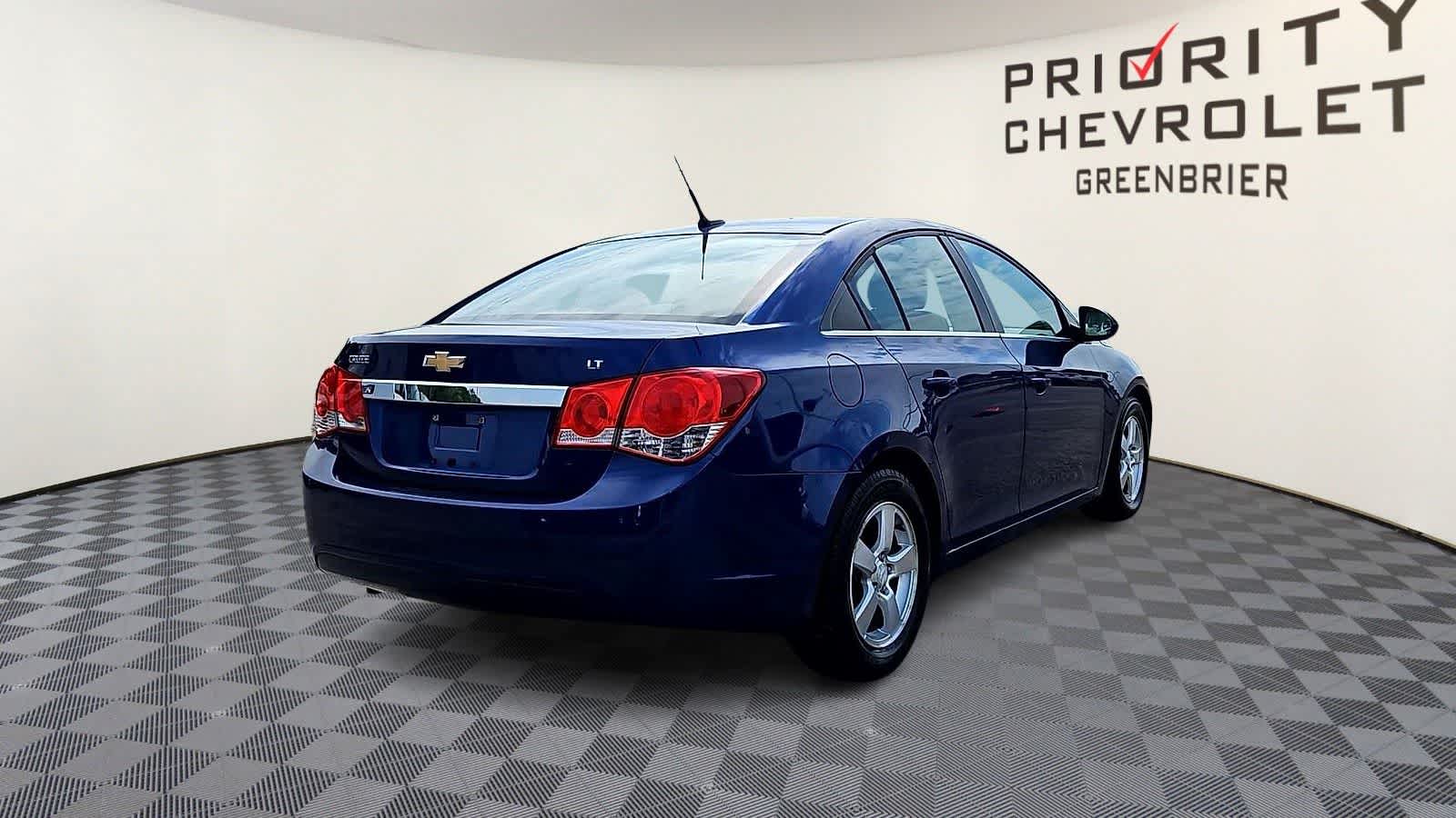 Thumbnail: 2012 Chevrolet Cruze - 7