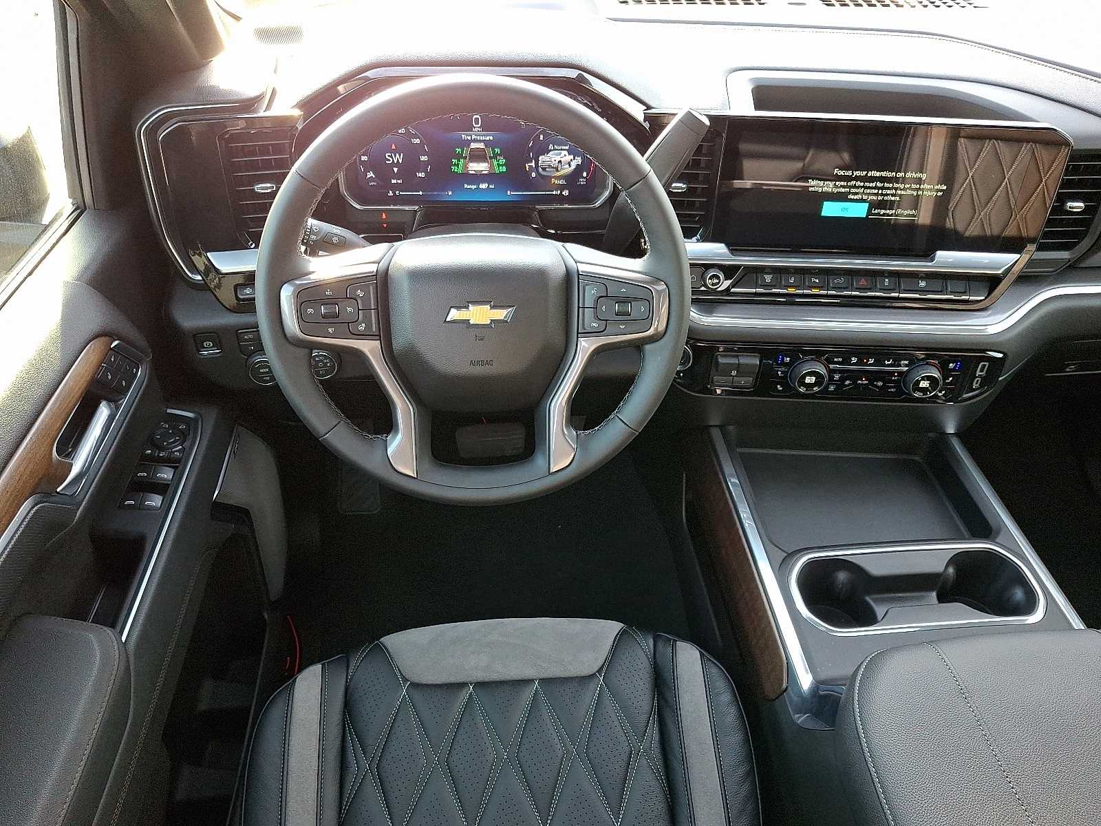 Thumbnail: 2026 Chevrolet Silverado 3500 - 9