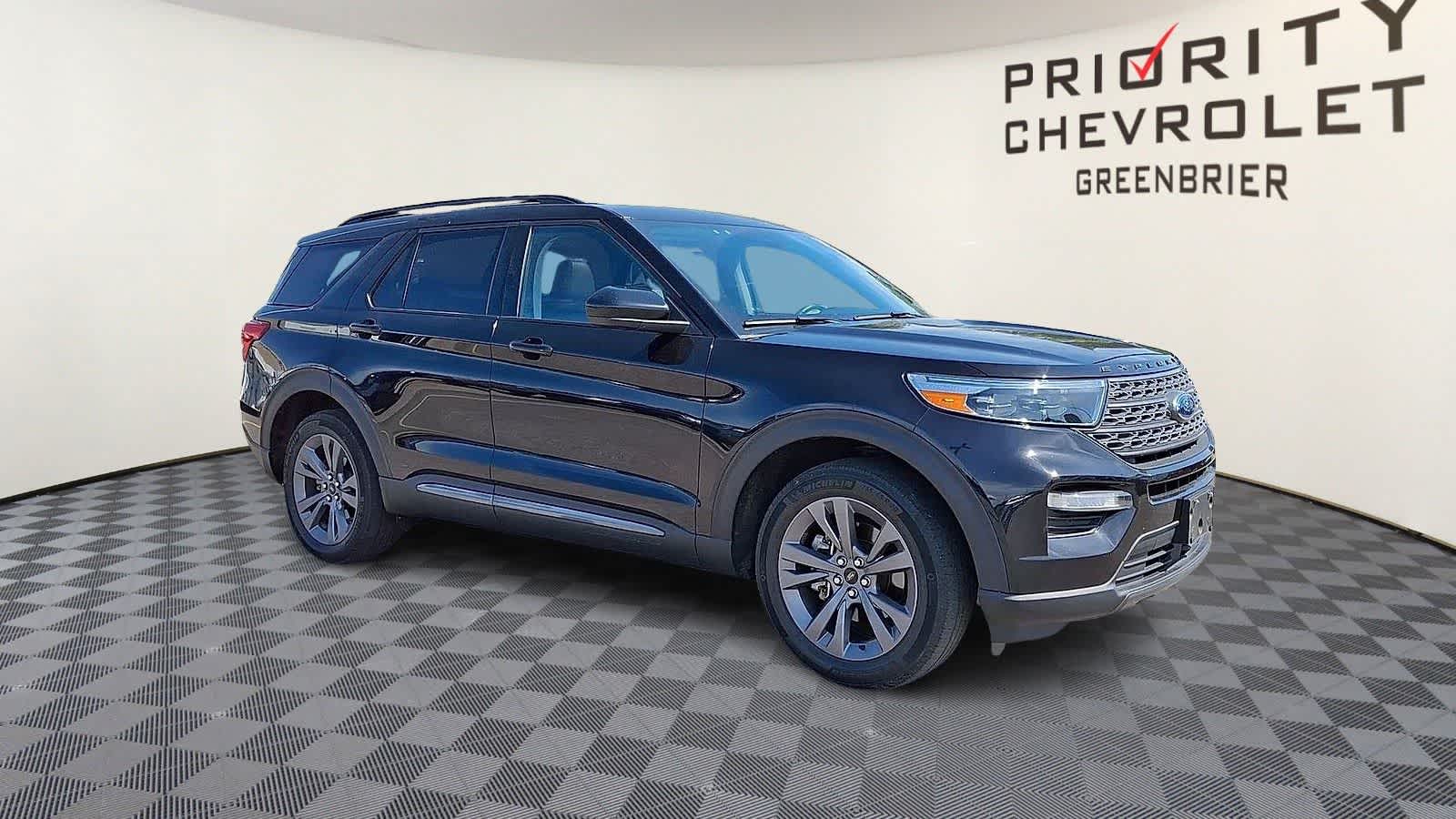 Thumbnail: 2022 Ford Explorer - 2